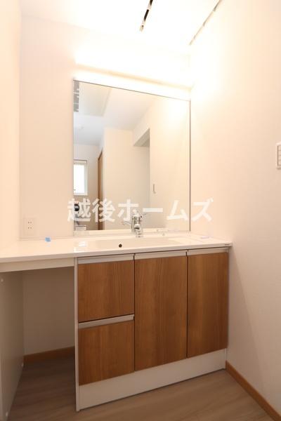 新潟市南区大通西の中古一戸建て