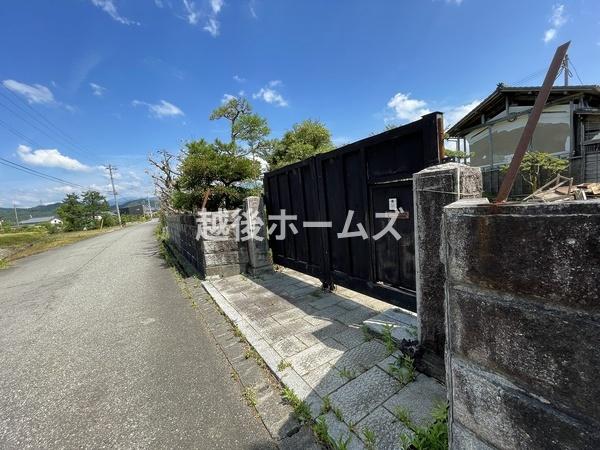 新発田市下小松の中古一戸建て