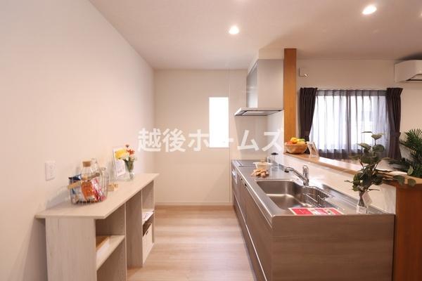 燕市吉田下中野の中古一戸建て