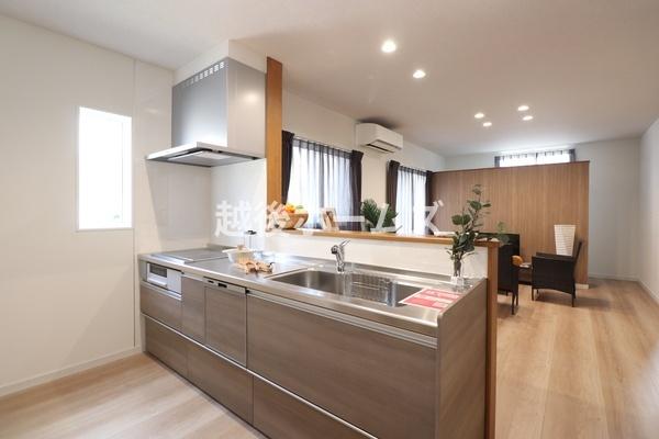 燕市吉田下中野の中古一戸建て