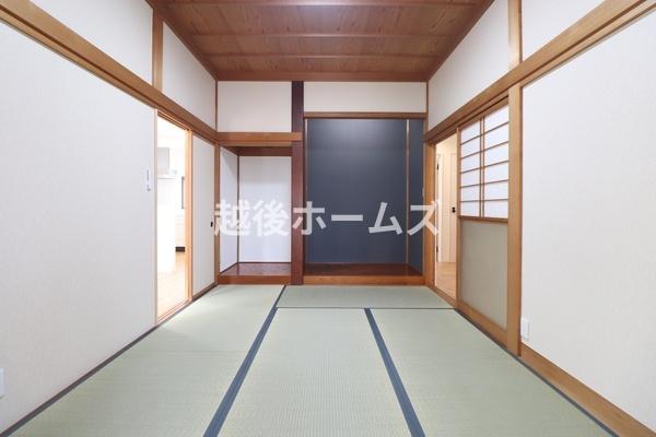 新潟市江南区亀田新明町５丁目の中古一戸建て