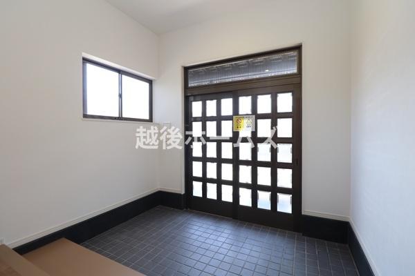 新潟市江南区亀田新明町５丁目の中古一戸建て