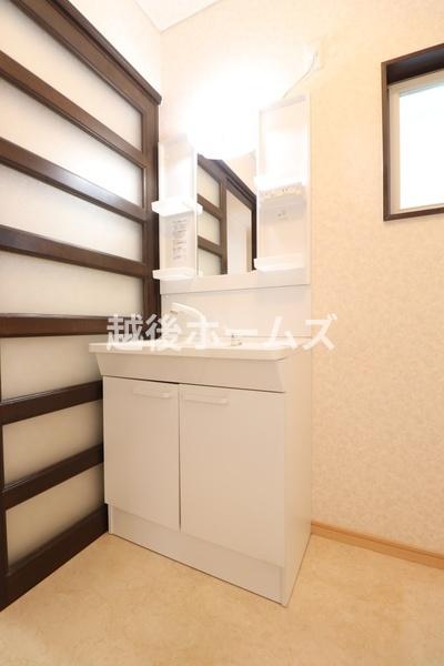新潟市東区向陽３丁目の中古一戸建て