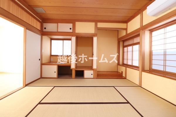 新潟市東区向陽３丁目の中古一戸建て