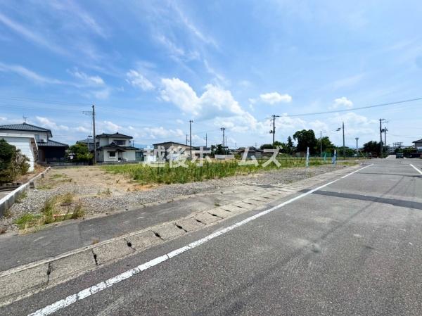 ２号棟　新発田市城北町２丁目　いろどりアイタウン