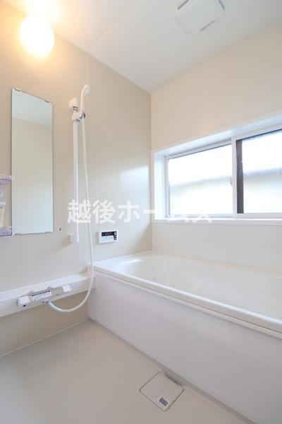 新発田市豊町３丁目の中古一戸建て