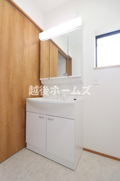 新発田市豊町３丁目の中古一戸建て