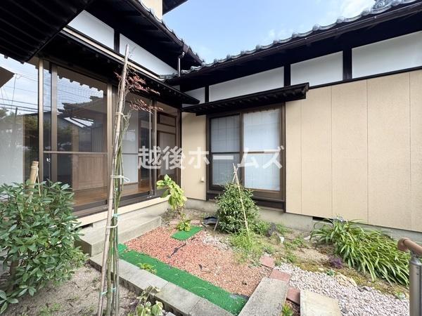 新発田市豊町３丁目の中古一戸建て