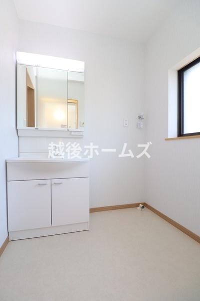 長岡市滝谷町の中古一戸建て