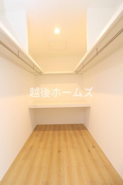 Ｂ棟　西区新中浜４丁目