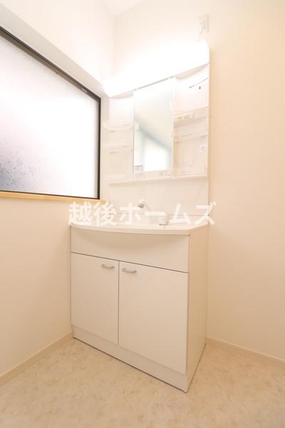新潟市東区紫竹7丁目の中古一戸建て(洗面台・洗面所)