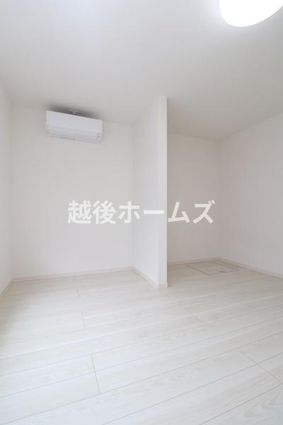 新潟市東区紫竹7丁目の中古一戸建て(洋室)