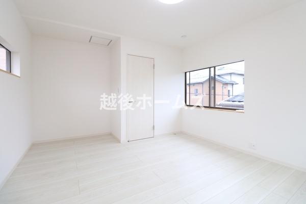 新潟市東区紫竹7丁目の中古一戸建て(洋室)