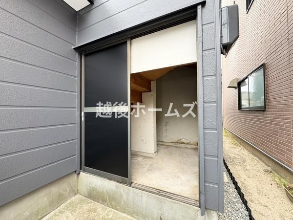 新潟市東区紫竹7丁目の中古一戸建て(収納)
