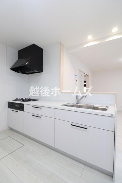 新潟市東区紫竹7丁目の中古一戸建て(キッチン)