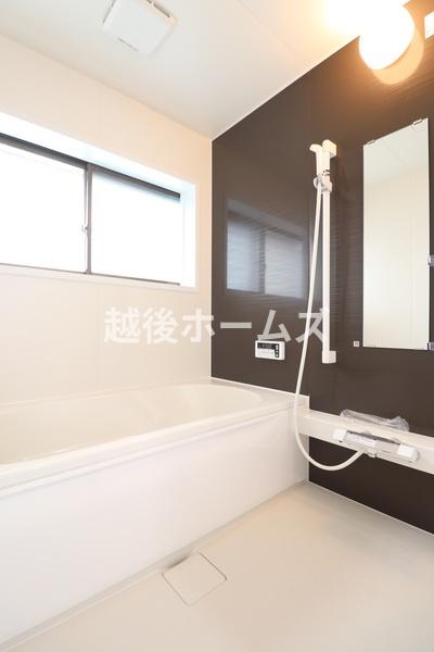 新潟市東区津島屋3丁目の中古一戸建て(バス)