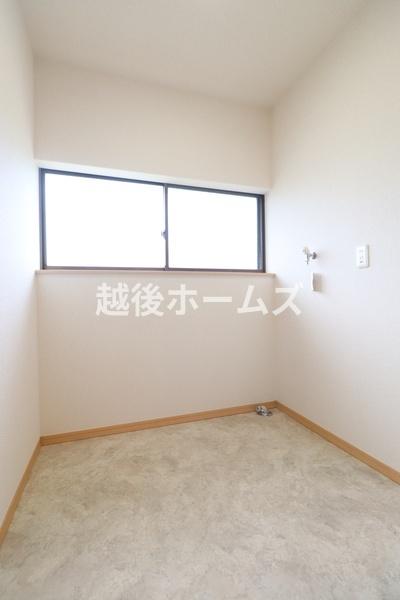 新潟市東区津島屋3丁目の中古一戸建て(その他内観)