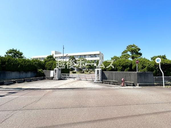 ６号棟　燕市吉田鴻巣　いろどりアイタウン(燕市立吉田北小学校)