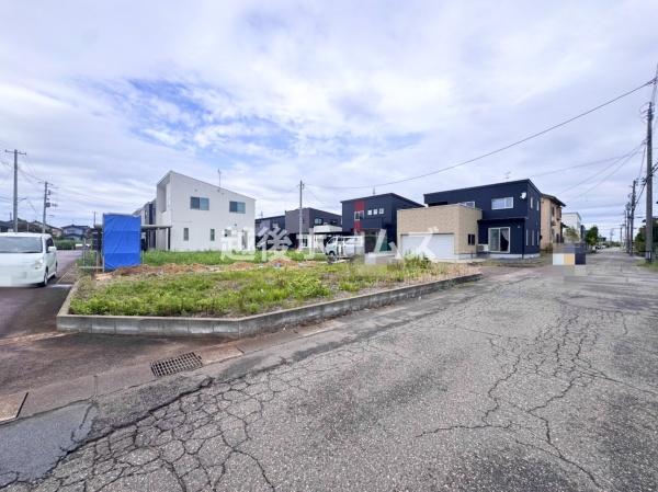 建築条件付　三条市曲渕３丁目　グラファーレ
