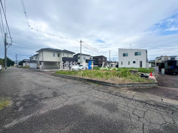 建築条件付　三条市曲渕３丁目　グラファーレ