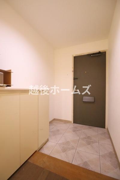 ダイアパレスロイヤルシティ東幸町東棟　９階