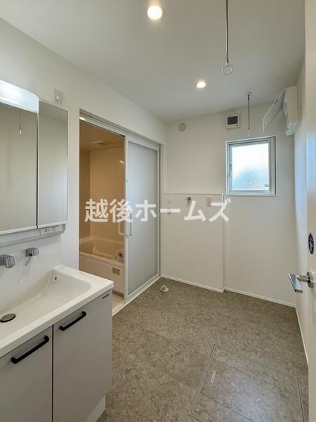 １号棟　江南区曽川　エテルナ