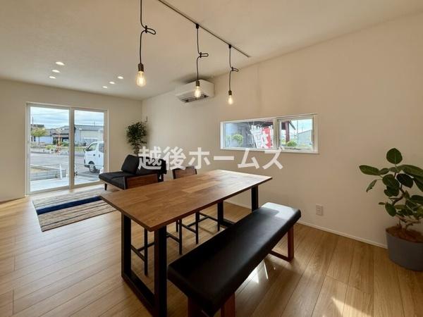 １号棟　江南区曽川　エテルナ
