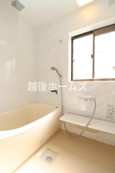 新潟市西区鳥原の中古一戸建て