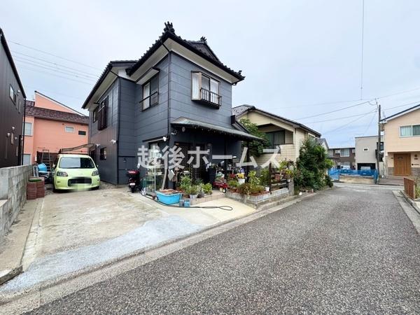 新潟市西区真砂４丁目の中古一戸建て