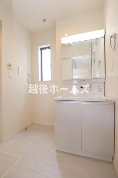 新築戸建　中央区沼垂東２丁目　グラファーレ