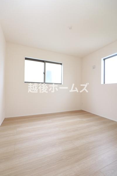 新築戸建　中央区沼垂東２丁目　グラファーレ