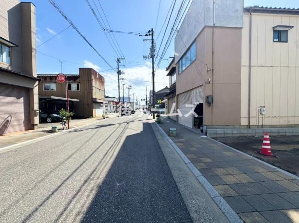 新築戸建　中央区沼垂東２丁目　グラファーレ
