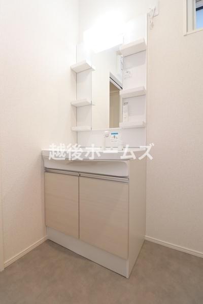 新発田市豊町３丁目の中古一戸建て