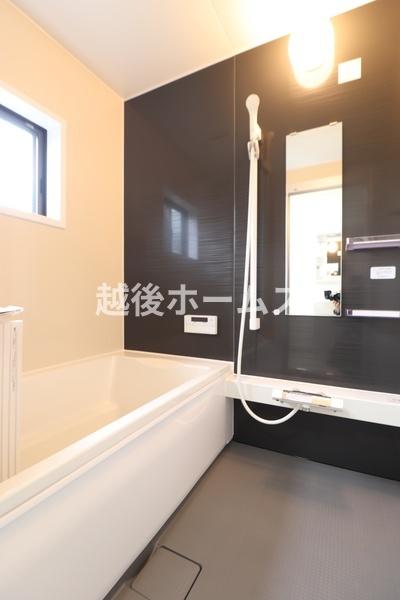 五泉市石倉の中古一戸建て