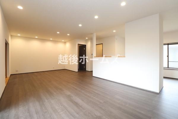 五泉市石倉の中古一戸建て