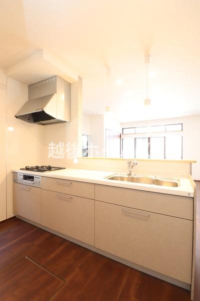 新潟市西蒲区和納の中古一戸建て