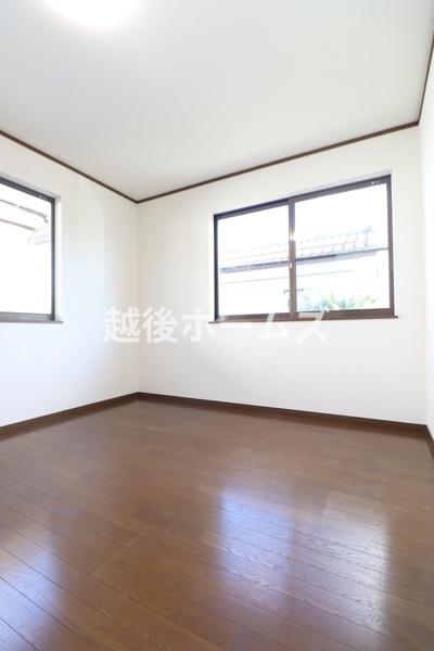 加茂市大郷町２丁目の中古一戸建て