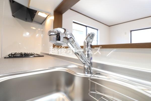 加茂市大郷町２丁目の中古一戸建て