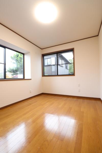 新潟市東区白銀１丁目の中古一戸建て