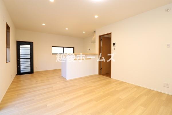 中古戸建　燕市秋葉町３丁目