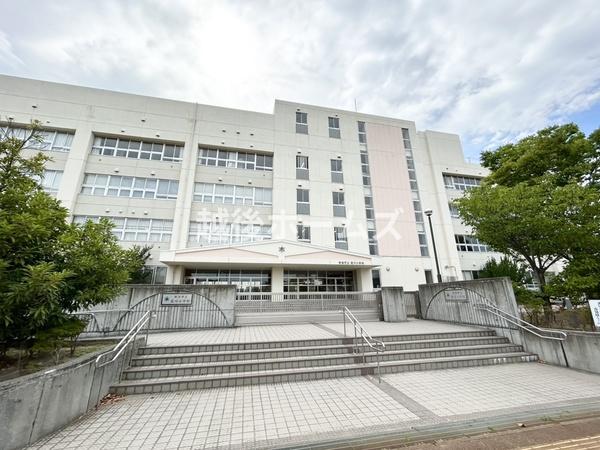 新潟市秋葉区車場1丁目の土地(新潟市立荻川小学校)