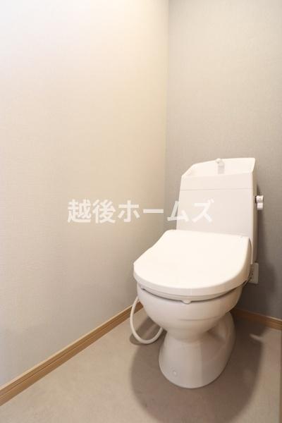 新潟市西区新中浜６丁目の中古一戸建て