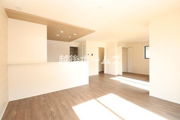 新築戸建　中央区紫竹山７丁目　グラファーレ