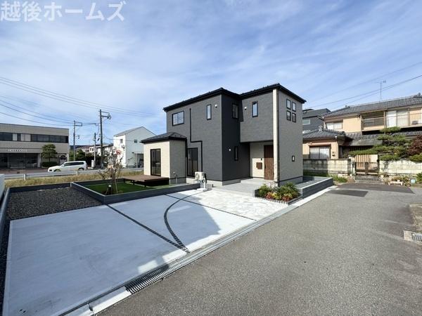 新築戸建　中央区紫竹山７丁目　グラファーレ