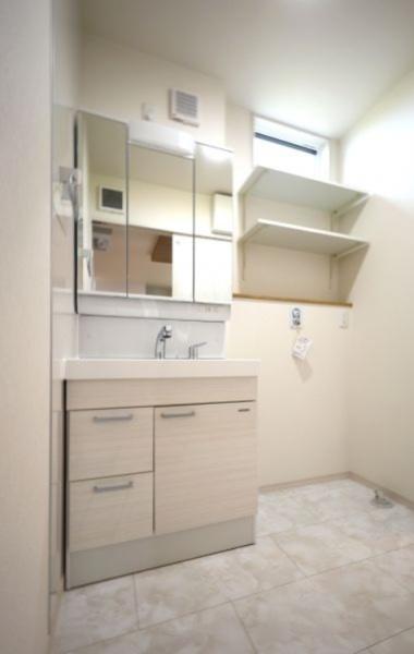 新築戸建　三条市東新保