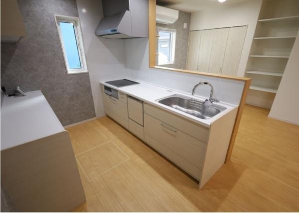 新築戸建　三条市東新保