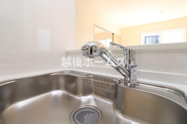 建築条件付　売地　燕市杣木　グラファーレ