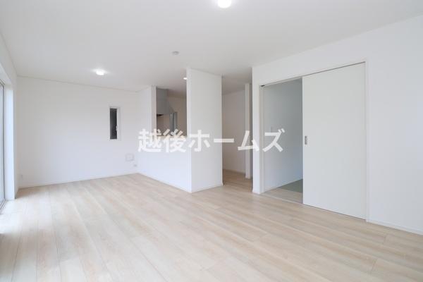 新築戸建　長岡市新保１丁目　第１　クレイドルガーデン