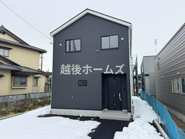 ２号棟　長岡市三和３丁目　第２　クレイドルガーデン