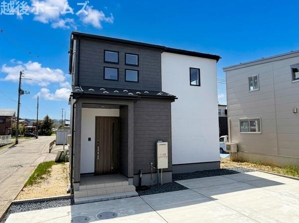 新築戸建　三条市曲渕３丁目　グラファーレ